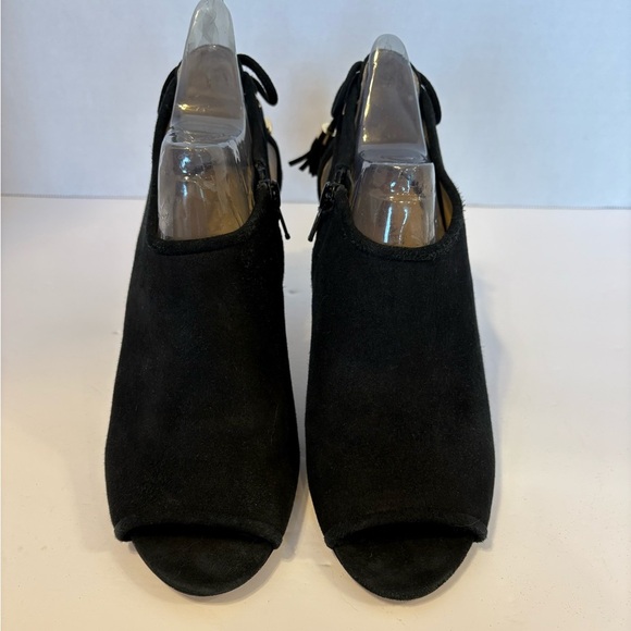 Michael Kors black suede leather peep toe stilleto fringe accent shoes 7.5 M - Picture 1 of 12